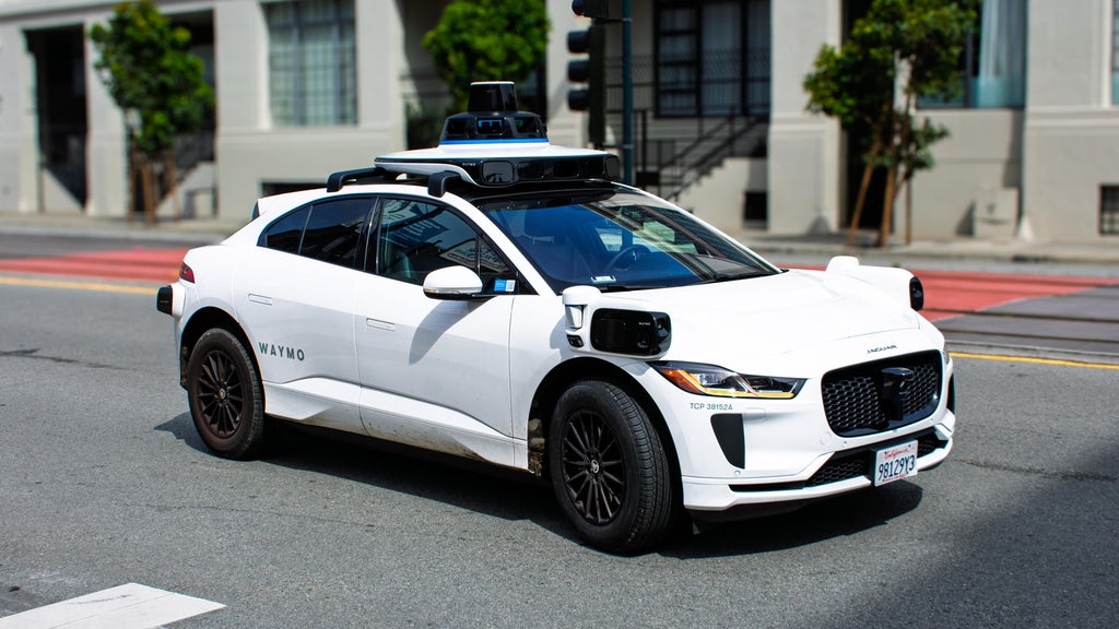 St. Paul City Council president wants robotaxi rules in place before big tech arrives — WCCO / CBS Minnesota, Burnsville Technology news