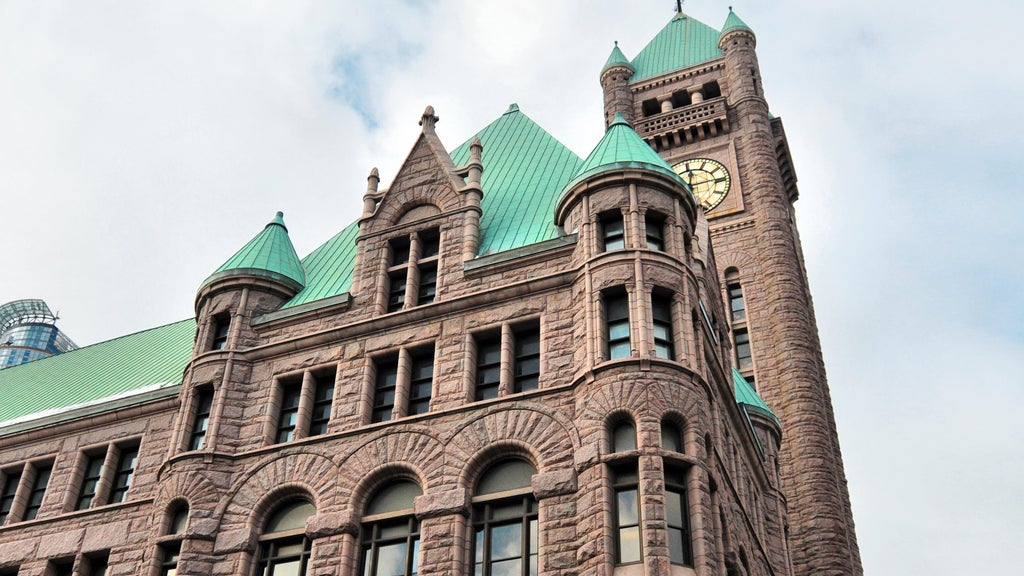 Minneapolis council votes 9-4 to eliminate safety office; Mayor Frey meeting with council members — Burnsville Government news