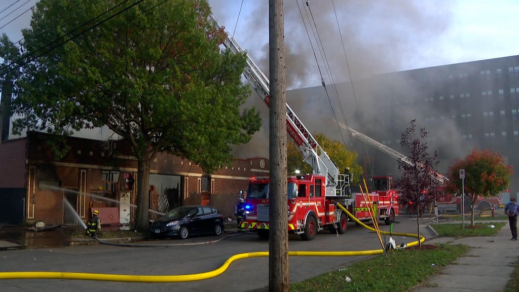 2 Minneapolis firefighters hurt in East Franklin Avenue business fire — WCCO / CBS Minnesota, Burnsville Health news