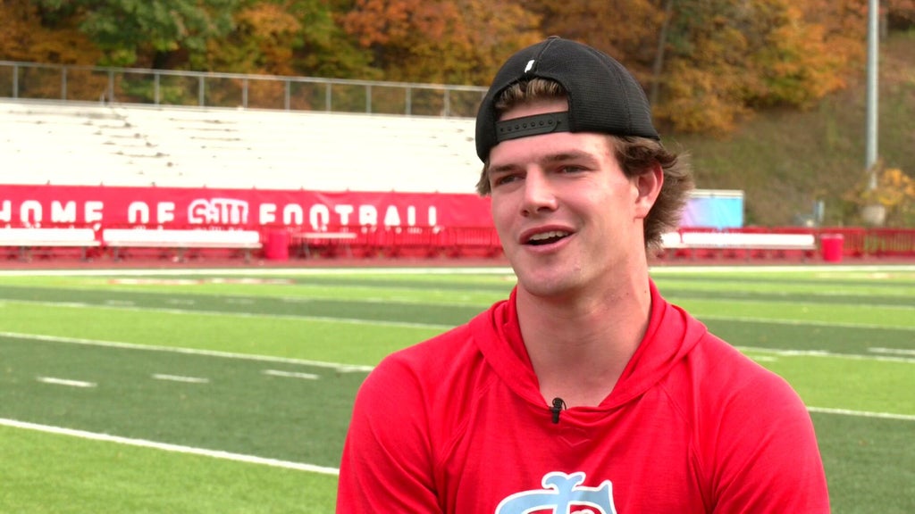St. John's wide receiver Riley Schwellenbach finding success on the gridiron and baseball field — WCCO / CBS Minnesota, Burnsville Schools news