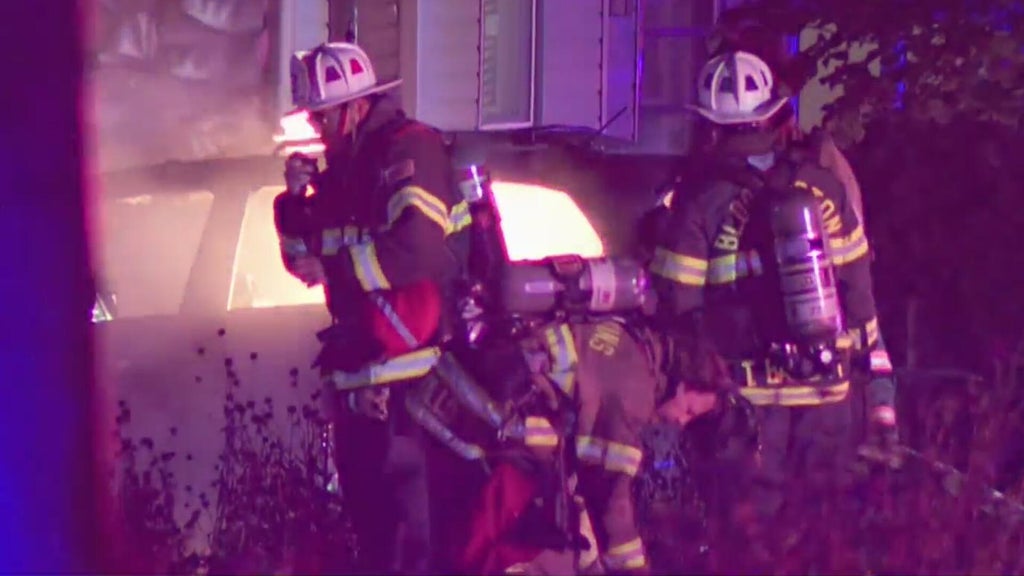 Fire destroys home, detached garage in St. Louis Park, city officials say — WCCO / CBS Minnesota, Burnsville Sports news