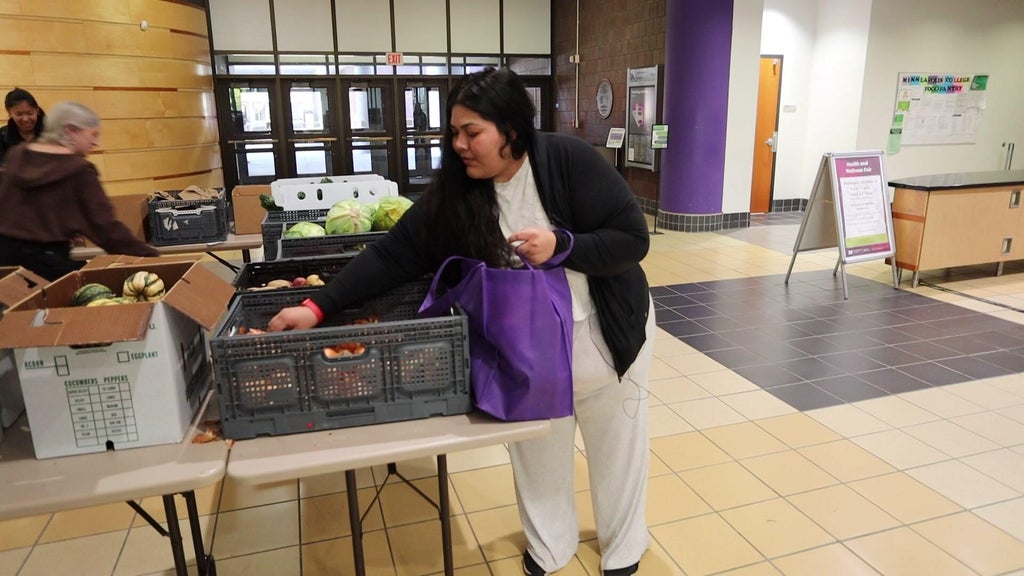 Food shelf visits surge across Minnesota as inflation pressures students and workers — WCCO / CBS Minnesota, Burnsville Schools news