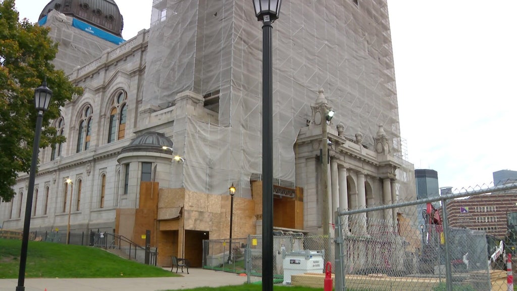 No charges yet after break-in at Basilica of St. Mary in Minneapolis — Burnsville Business news