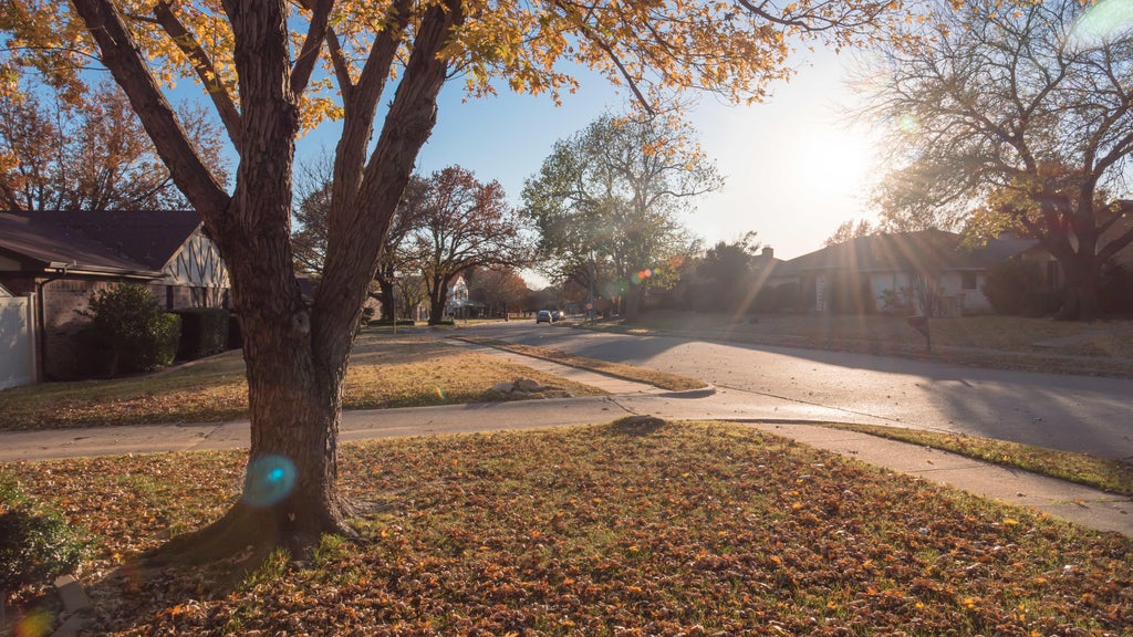 Warm, dry stretch continues Monday in the Twin Cities — WCCO / CBS Minnesota, Burnsville Community news