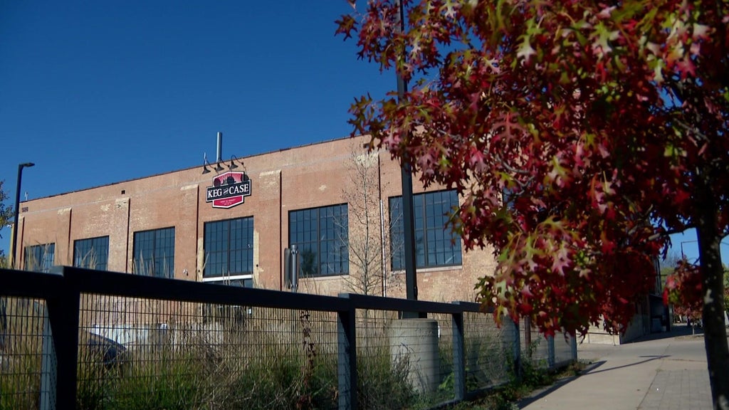 Boxing gym, bar brings new life to former Schmidt Brewery site in St. Paul — WCCO / CBS Minnesota, Burnsville Real Estate news