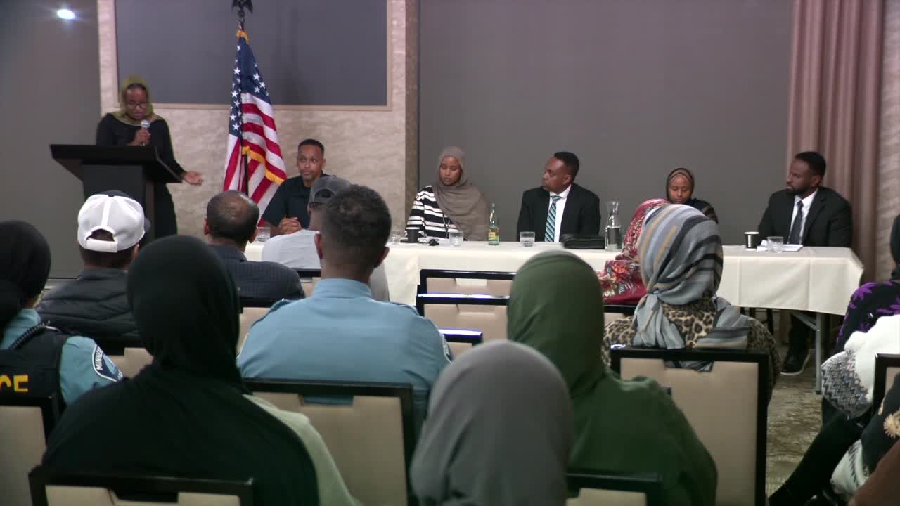 Somali-American police officers address gang violence at town hall; community shares possible solutions — KSTP 5, Burnsville Business news