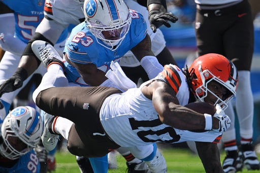 Chicago Bears acquire DT Jeffery Simmons in trade with the Tennessee Titans, AP source says — Burnsville Business news