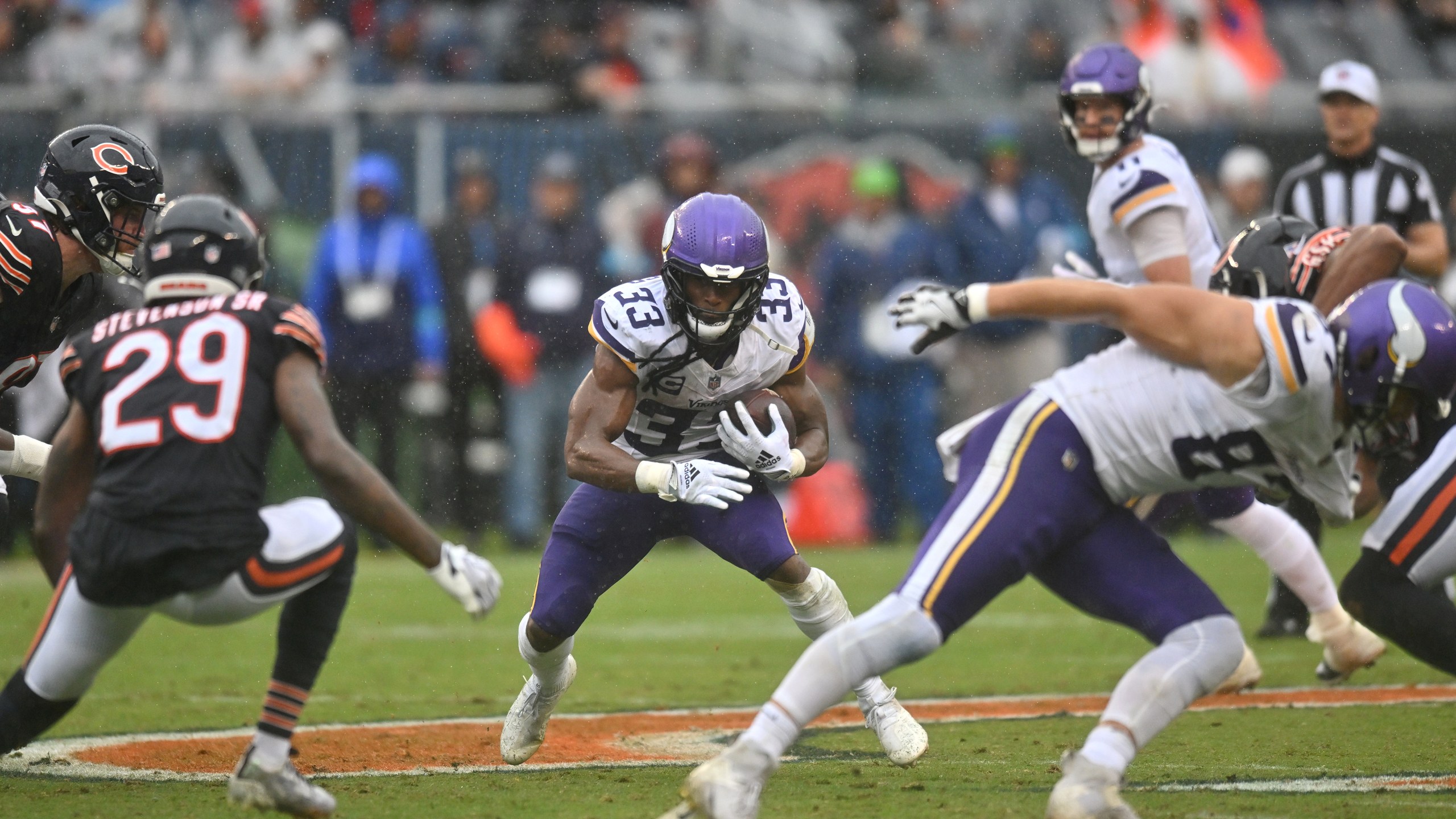 Surprise: Vikings RB Reveals Knee Injury He’s Playing Through — Minnesota Sports Fan, Burnsville Sports news