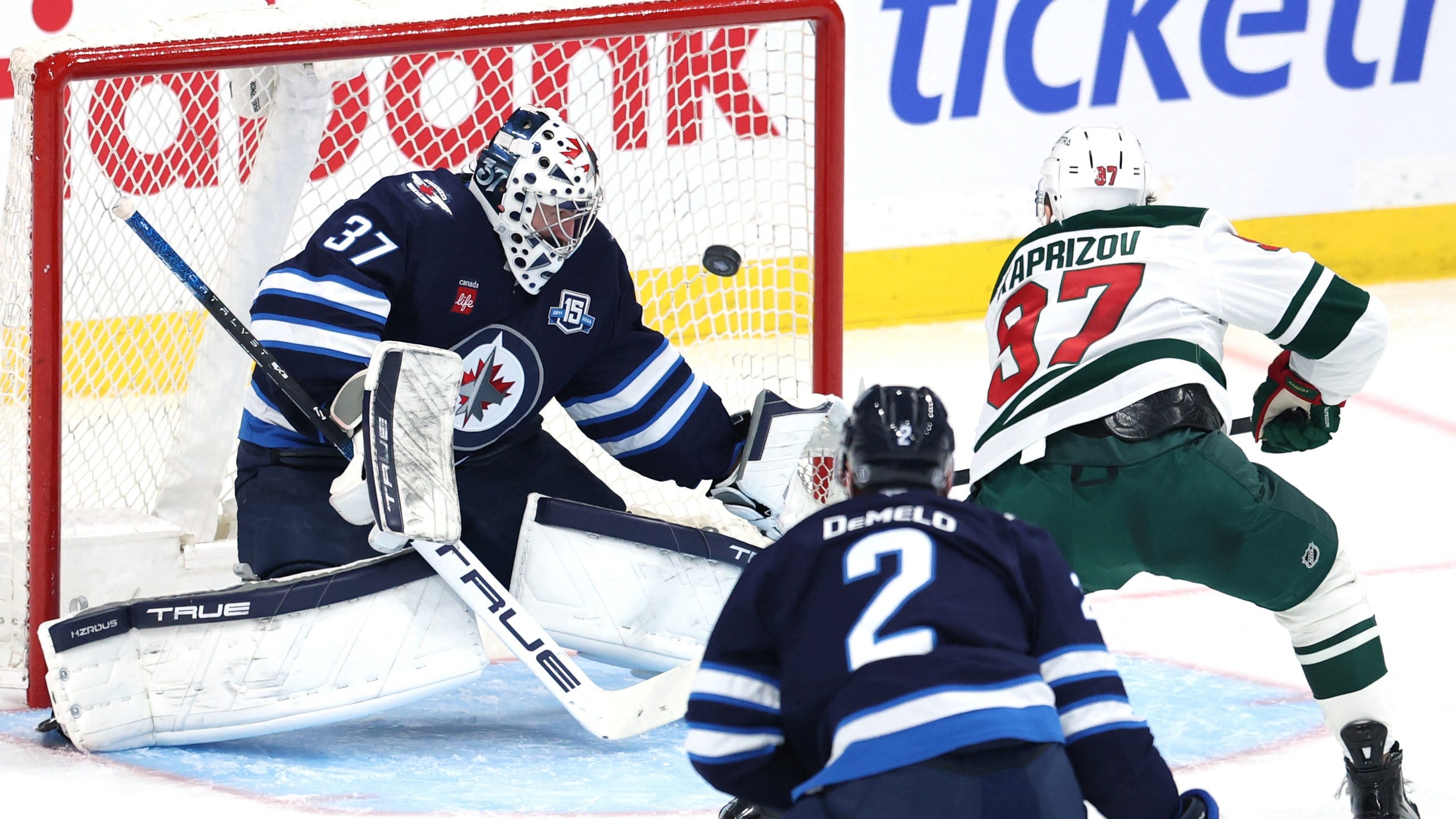 How Connor Hellebuyck Trade Might Hurt/Help MN Wild — Minnesota Sports Fan, Burnsville Sports news