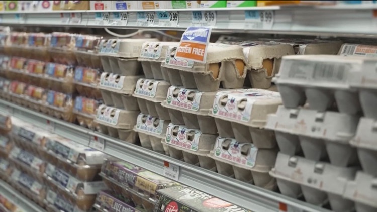 Bad vibes or big warning? The disconnect between consumer sentiment and actual spending keeps growing — KARE 11 Local, Burnsville Community news