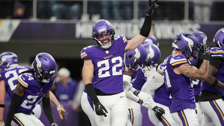 Vikings' blitz-happy defense continues to shine as offense seeks consistency — KARE 11 Local, Burnsville Community news