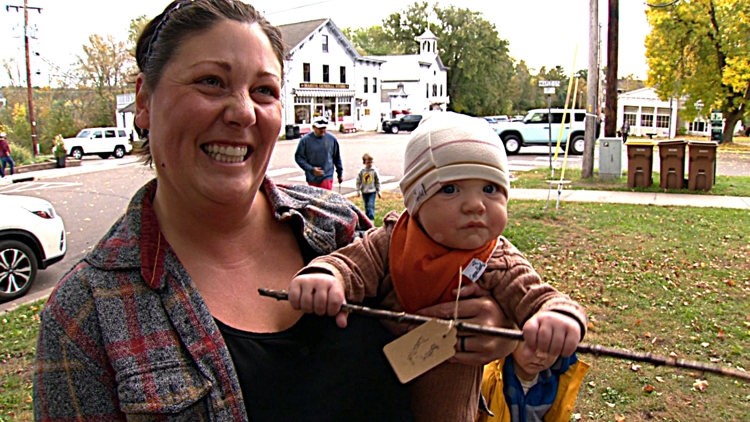Kid-led 'straightest stick' contest brings scores of entries & smiles to Minnesota village — KARE 11 Local, Burnsville Sports news