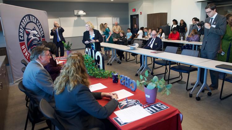 Killeen high school hosts signing ceremony for jailer program students — KCEN (Central Texas), Burnsville Schools news