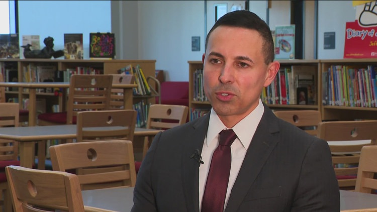Del Valle ISD superintendent to leave in November — KVUE (Austin), Burnsville Schools news