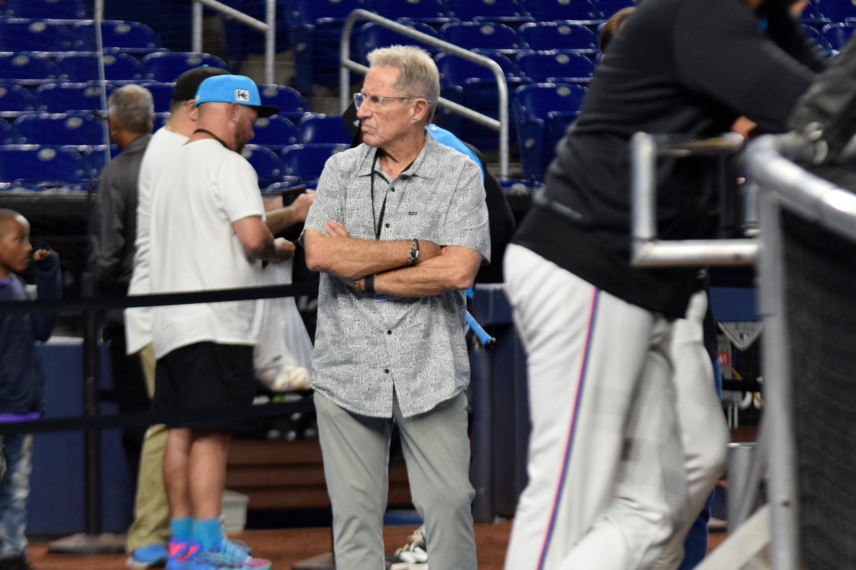 Tommy Hutton made Marlins baseball feel like home. Now he says goodbye. — Miami New Times, Burnsville Dining news